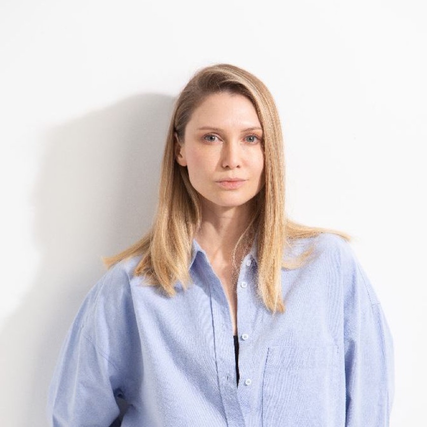 Елена Харламова